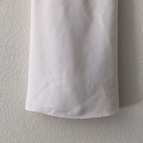 Banana Republic Petite Cream Spaghetti Strap V-Neck Blouse Size XS - Picture 4 of 9